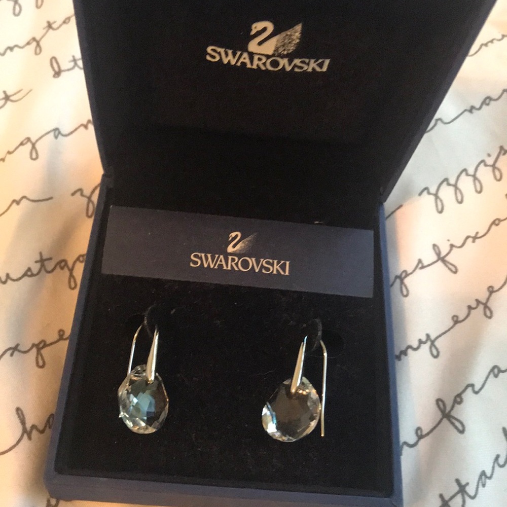 Swarovski clear crystal drop earrings.
